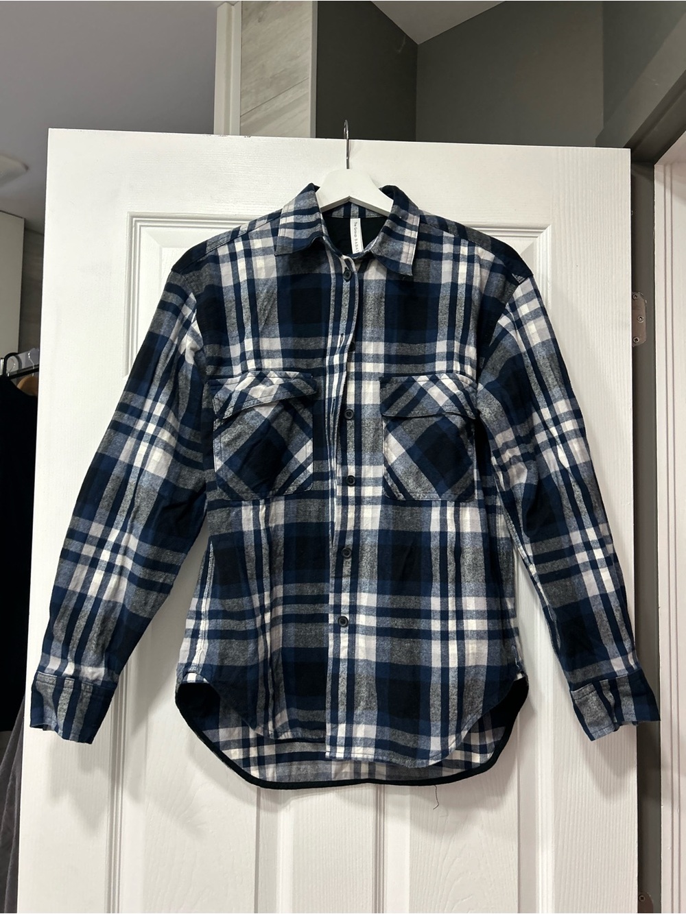 Aritzia Babaton Navy Blue and White Plaid Shirt